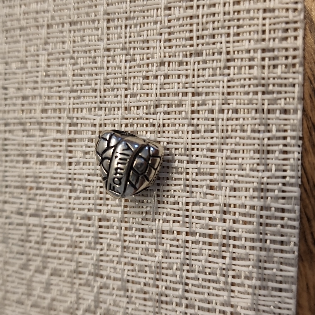 Individuality Family Bead